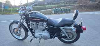 HARLEY-DAVIDSON 883 CUSTOM