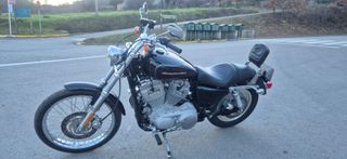 HARLEY-DAVIDSON 883 CUSTOM