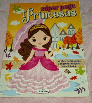Libro Disney Junior Multidoinuak + Juguete