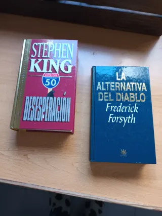 Dos libros de tapa dura por 10€