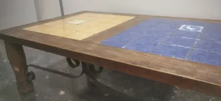 Mesa de azulejos comedor