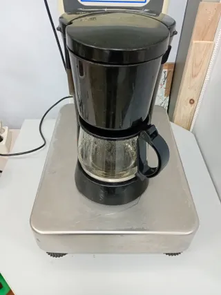 Cafetera Grande. 1 litro de Café. ORBEGOZO.