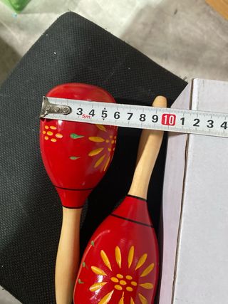Maracas madera Rojas con Diseño Floral