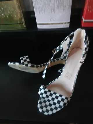 Zapatos cuadros talla 39