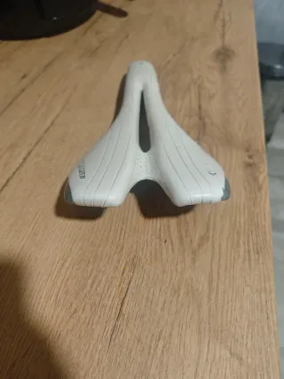 Sillín Specialized blanco