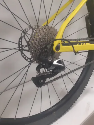 Bicicleta BMC Amarilla Talla S