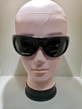 Occhiali da sole Vintage Valentino