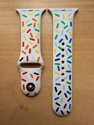 Apple Watch 45mm. Pride 2023 Sport Band S/M