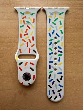Apple Watch 45mm. Pride 2023 Sport Band S/M