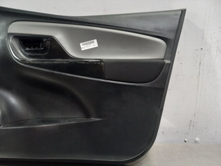 GUARNECIDO PUERTA DELANTERA DERECHA TOYOTA YARIS