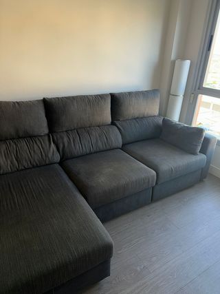 Sofá chaise longue de IKEA en buen estado