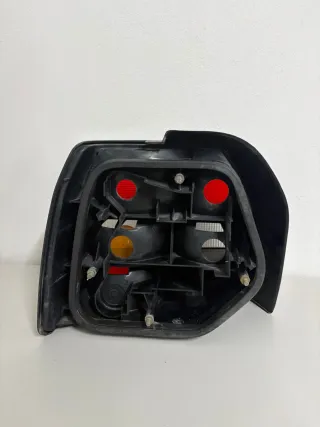 Piloto Trasero Derecho Renault 19