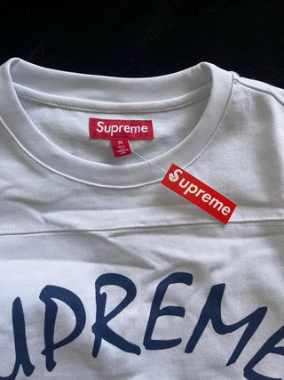 Camiseta Supreme Manga Larga Blanca Talla M