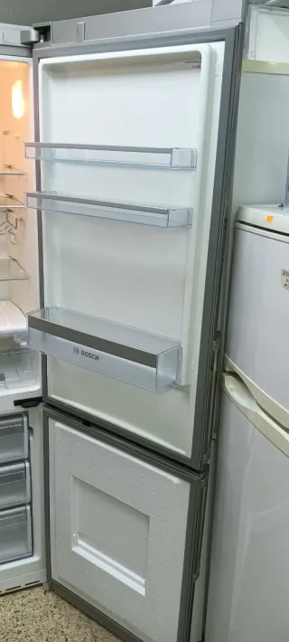 Nevera Bosch Acero Inoxidable no Frost energía A+