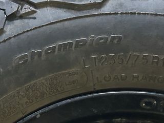 4 Neumático con llanta