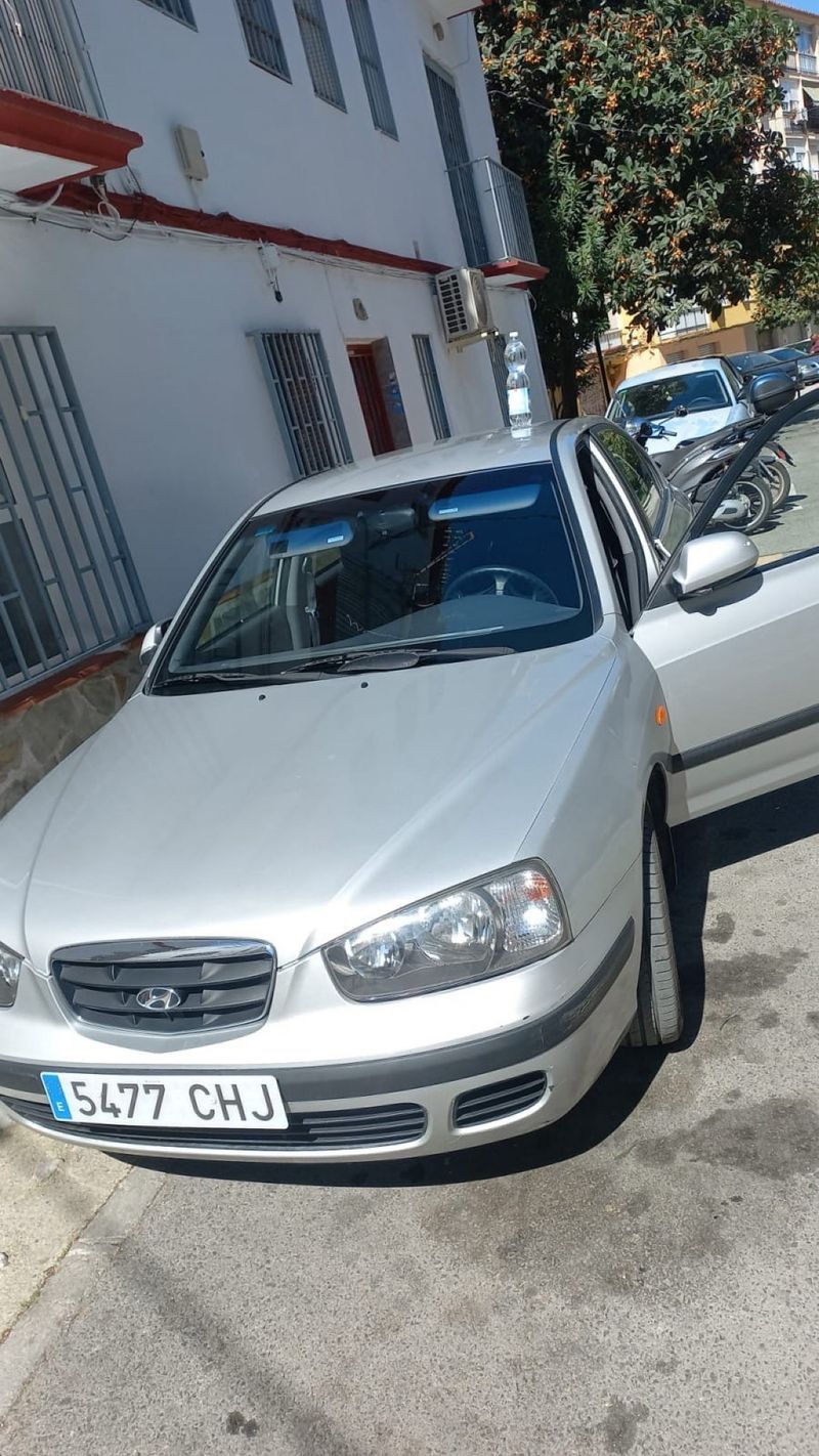 Hyundai Elantra 2003 - foto 1