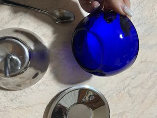 Zuccheriera in vetro blu a forma di pera vintage