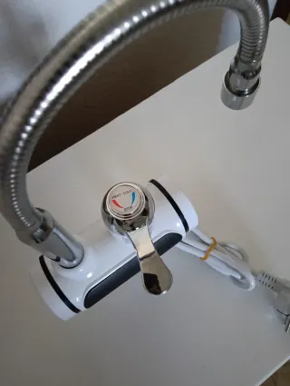 Grifo Calentador Agua Eléctrico Instantáneo 3000w