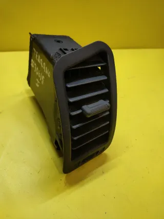 AIREADOR IZQUIERDO SALPICADERO TERRANO II MAVERICK