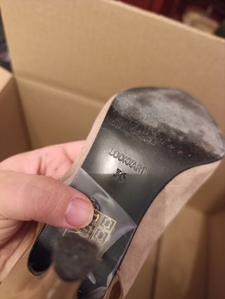 Zapatos tacón beige destalonados