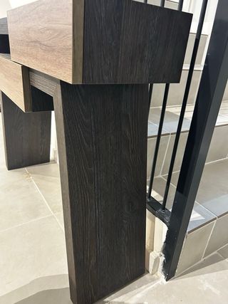 Mueble de entrada moderno con dos cajones