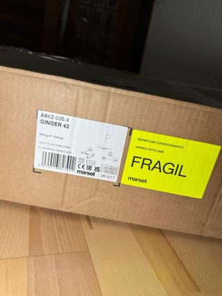 Lampara marset ginger 42-wengue (nueva en caja)