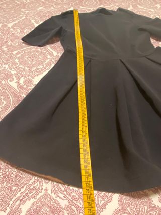 Vestido negro corto