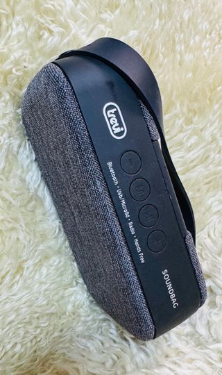 Radio portátil Trevi gris