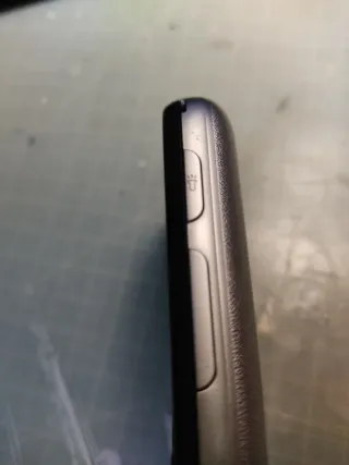 Teléfono Alcatel 2019G Para personas mayores