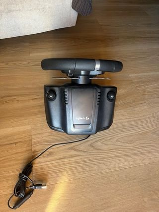 Volante Logitech G920 con Pedales