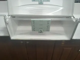 Cajones Congelador Liebherr