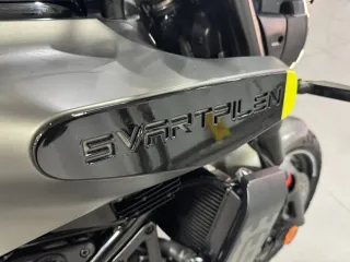 Husqvarna Svartpilen 2025