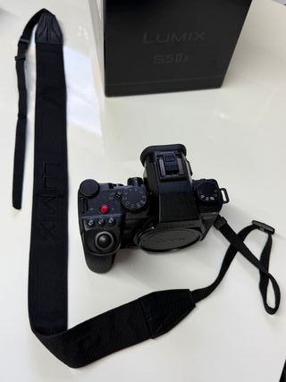 Panasonic Lumix S5IIX cuerpo - Como nueva