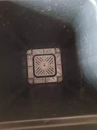 Maceta de plástico negra (25x20 cm)