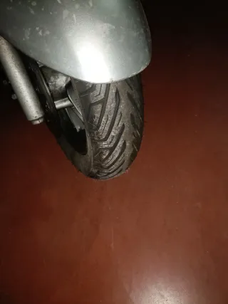 Suzuki Burgman 125cc 2005 Plata