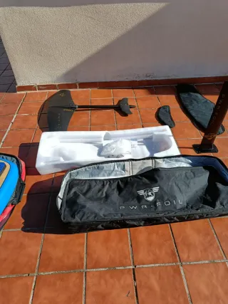 Tabla Foil y Wingfoil con Fundas