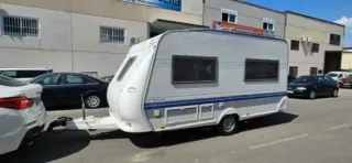 Caravana Hobby 410 - CON MOVER PLACA SOLAR Y TOLDO