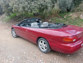 Chrysler Stratus descapotable