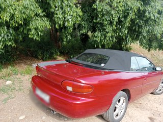 Chrysler Stratus descapotable