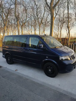 Volkswagen Transporter T5 2004