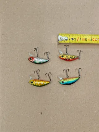 4 pezzi esce artificiali Minnow
