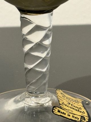 Bello jarrón violetero de cristal opalina italiano