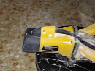 Lijadora de pared con aspiración