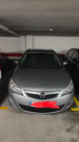 Opel Astra 2012