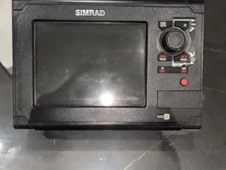 Simrad NSS 7 Plotter Marino