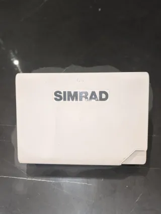 Simrad NSS 7 Plotter Marino