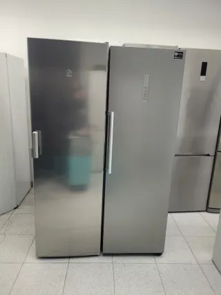 Nevera Vertical Y Congelador Vertical Pack