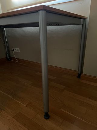 Escritorio despacho/oficina Ikea Madera y Metal