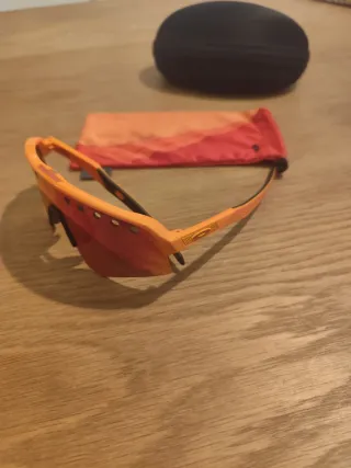 Oakley Sutro Lite Sweep MVDP
