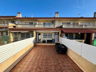 Casa adosada en venta en Banyeres del Penedès